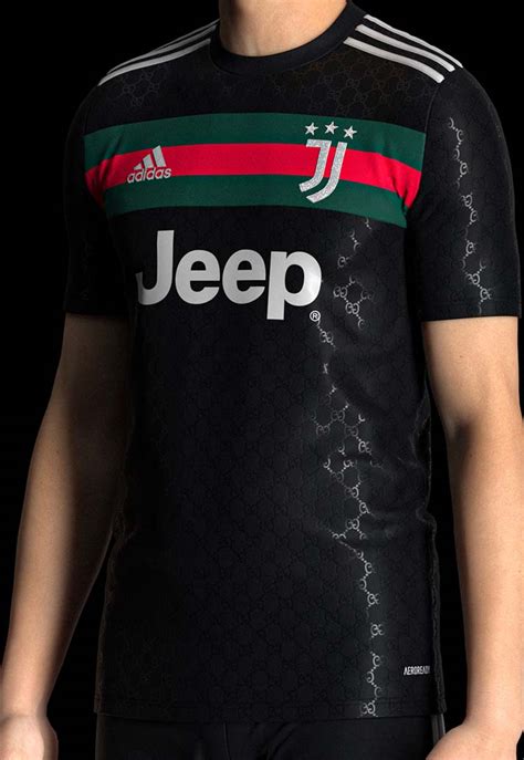 juventus x gucci third shirt.